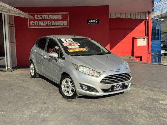 FORD FIESTA 1.6 SE HATCH 16V FLEX 4P POWERSHIFT FORD FIESTA 1.6 SE HATCH 16V FLEX 4P POWERSHIFT